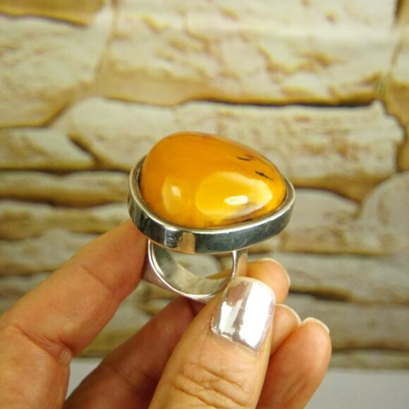 Giant Amber & 925 Silver Heavy Modernist Ring Size 9 - Rare To Find Gift - Picture 11 of 16